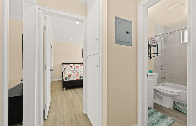 Sunny & Cheerful Near I-10 ~ Queen Beds ~ Parking - Foto 1