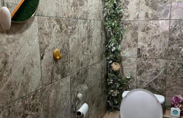 Charming Aldershot Home - Free Parking - Foto 18