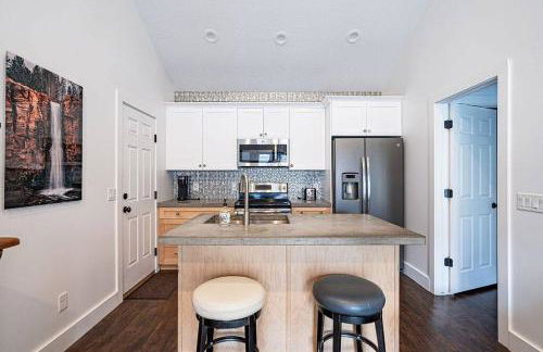 Guest House - 1 bedroom North Salt Lake Stay - Photo 12