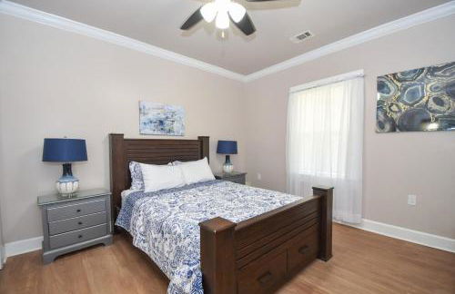 Luxe 6BR Escape Sleeps 24, Private Parking only 5min to Mid&Dtwn ATL - Foto 14