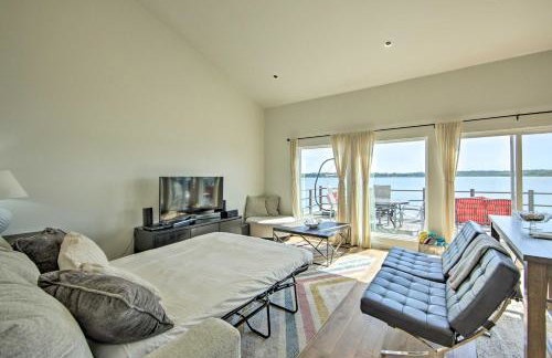 Modern Cedar Creek Lake Retreat with Panoramic View! - Foto 8