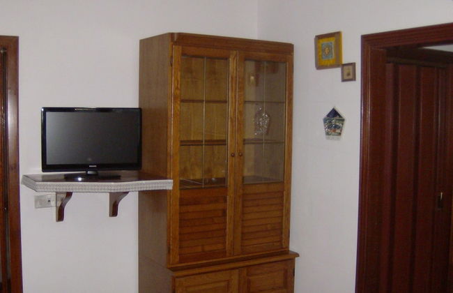 Sunlit Home With Pool - Foto 33