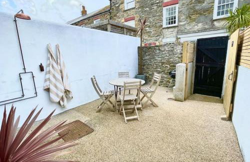 Palms 1 Log Burner Private Courtyard Parking Central Newquay - Foto 13