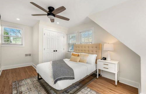 Beautifully Modern Newly-Renovated Cottage in Norcross - Foto 29