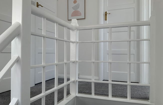 4 Bedroom House By Your Stay Solutions Short Lets & Serviced Accommodation Southampton With Terrace & Garden - Foto 38