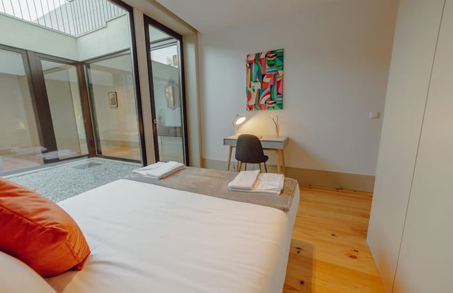 Legacy Oporto Premium Apartment B by Vacationy - Photo 34