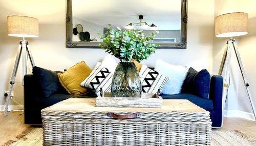 Sleeps 2 -Central Ellesmere -Parking - PetFriendly - Foto 5