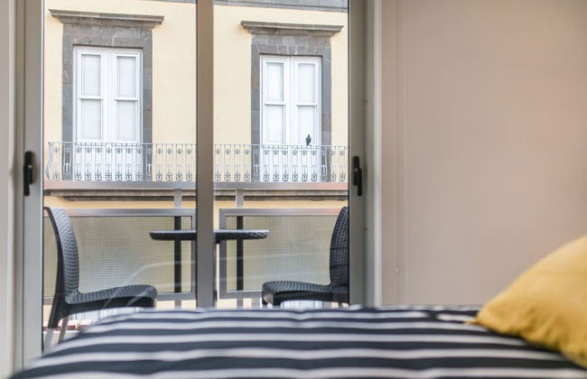 Santa Cruz Downtown Apartment, Luminosidad, Confort y Estilo - Foto 23