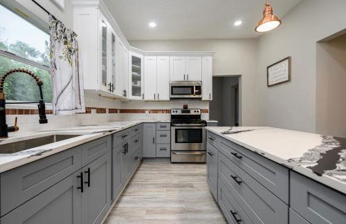 Promise Land Manor Historic home lake access, near parks and venues - Foto 11