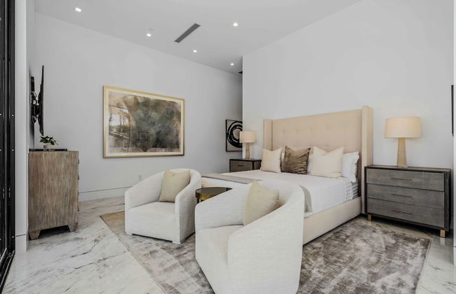 Sleeps 17 Pool & Pickleball Sun-kissed Desert Escape Bravo Villa #1 by Avantstay - Foto 27