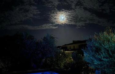 Charming Orange Apartment with Private Pool and Garden Oasis - Foto 38