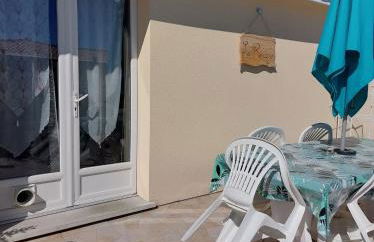 petite maison sympathique plein de charme - Foto 8