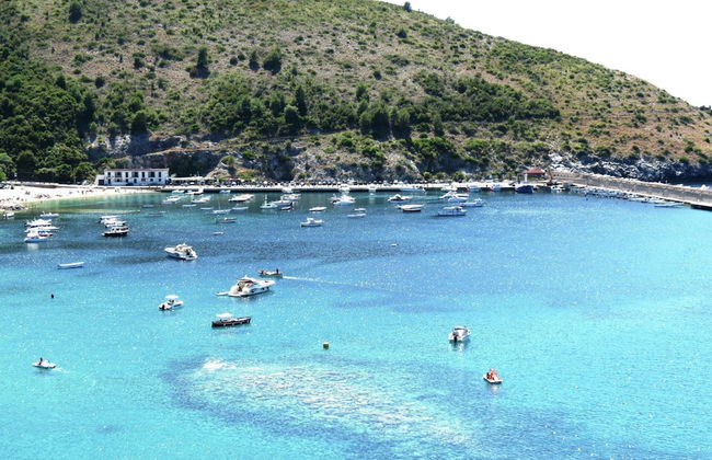 Holiday House with Pool near Sea, Beach, & Caves - Foto 27