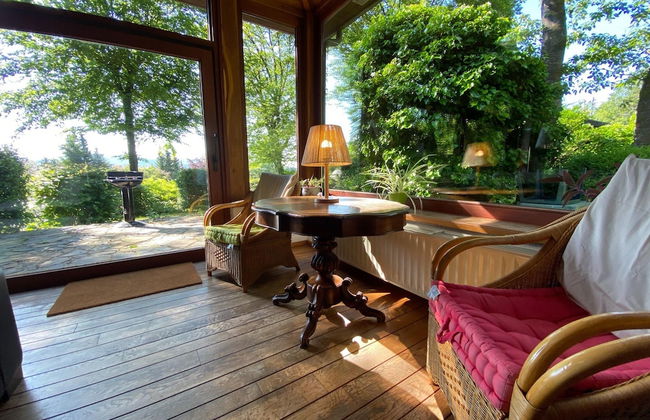 Charming Holiday Home With Garden - Photo 17