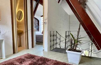 Casa estilo chale dúplex com 3 quartos, churrasqueira, balanço, chuveirão e a uma quadra da praia - Foto 44