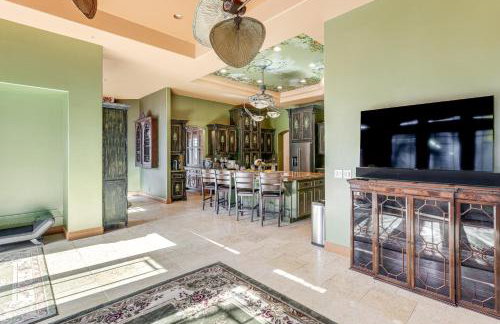 Pool, Peacocks and Views! Lavish Retreat in Gilroy - Foto 13