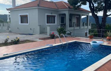 Villa Ouranos in Pefkias - Foto 1