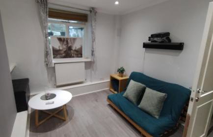 Central 1bedroom Apartment, connected via underground, overground and many bus routes - Foto 8