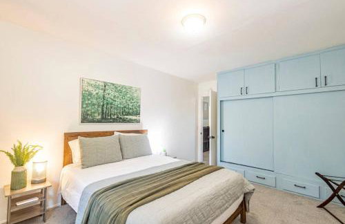 Sierra Vista by Willowbend Creek and waterfalls, Sleeps 16, with Hot tub, Play Yard, Arcade - Foto 33