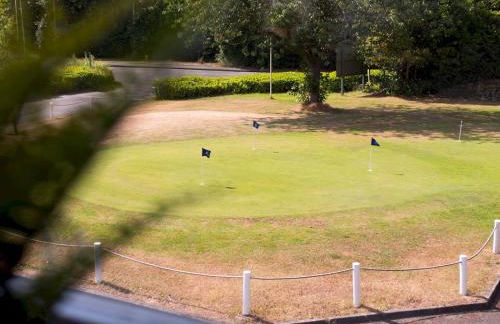 Pass the Keys Lovely 3 Bedroom property golf club and parking - Foto 28