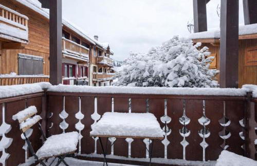 Very Bright Cocoon With Balcony Near The Slopes - Photo 1