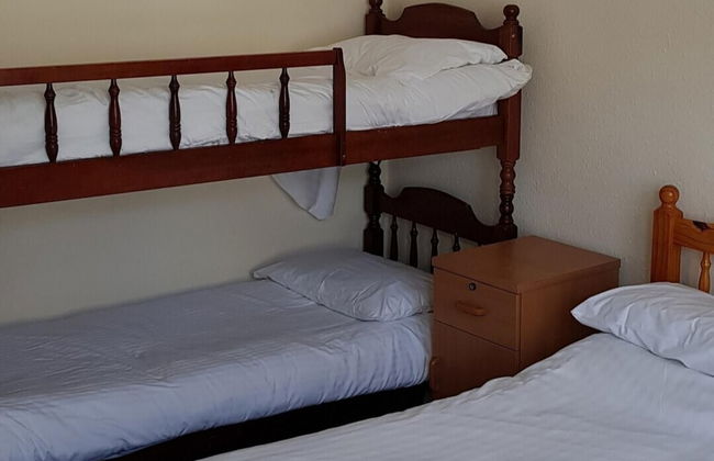 Flat - Sleeps 6 & on Street Parking - Foto 4