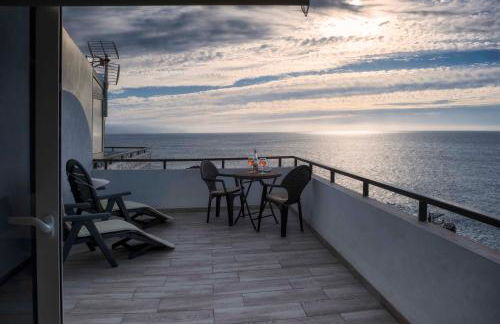 Marina Pris - Foto 1