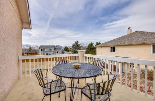 Large Colorado Springs Home with View of Pikes Peak! - Foto 37