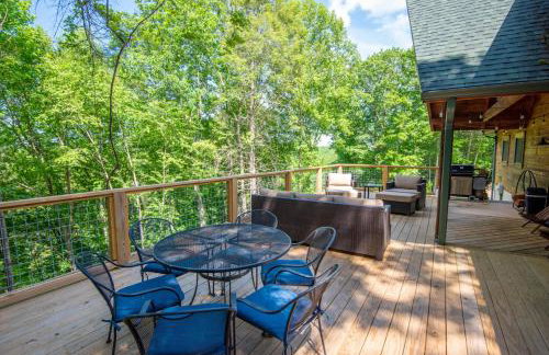 Blue Ridge Mountain Log Cabin - Views - Fireplace - River Access! - Photo 37