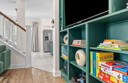 Steps to Beach! Arcade Game Room, Pool + Hot Tub Calico Scallop by Avantstay - Foto 26