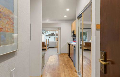 Palisades Tahoe Lodge Rentals Studio #256 - Foto 9