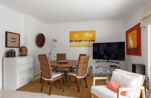 BmyGuest - Sesimbra Palames Beach & Pool Apartment - Foto 8
