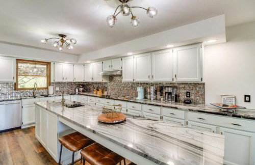 Tranquil Lakefront Greers Ferry Escape with Fire Pit - Foto 2