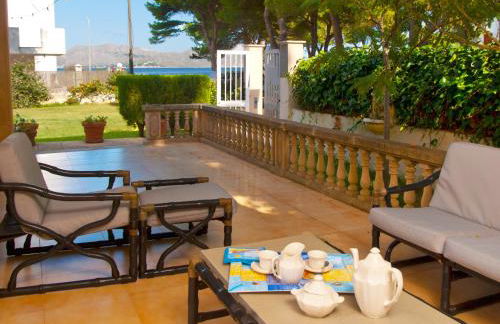 Villa Tita de Manresa, con jardines y vista mar - Foto 11