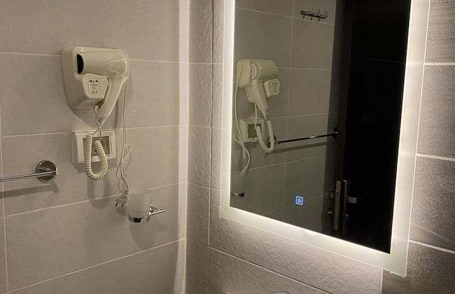 moses residence - Photo 14