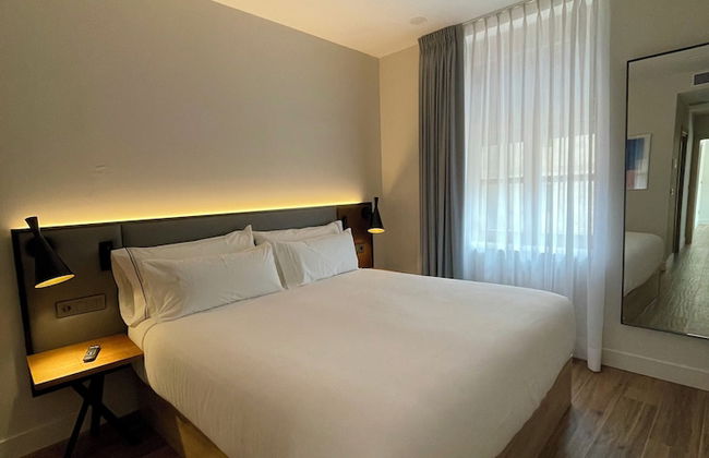 Prisma Suites - Photo 75