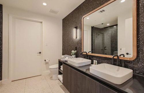 2BD Condo-Rainey St-Best views-RT Pool - Foto 9