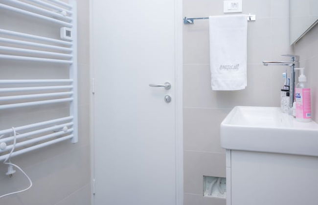 Billie Holiday apartment with balcony - Photo 35