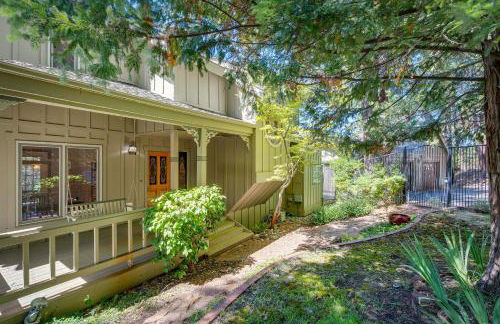 Meadow Vista Mountain Escape with River Views! - Foto 39