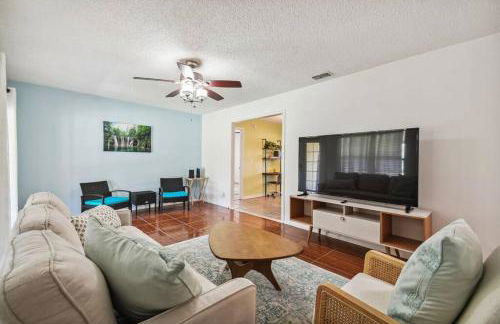 TRANQUILITY! PRIVATE Gated Estate! Boats, RVs OK! Has Separate Apt, Fishing, Hiking, LOW Rates! - Foto 47