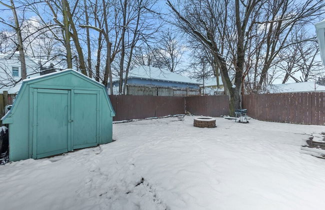 Lovely PET FRIENDLY three bedroom in desirable Urbandale Location! 3 Home by RedAwning - Foto 35