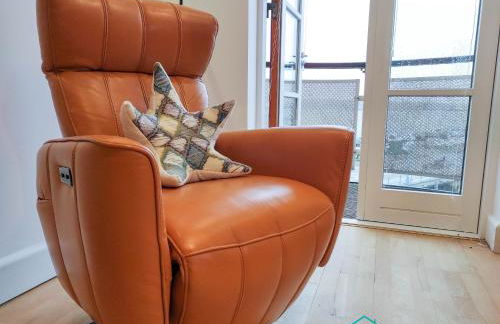 Orion House - Luxury Apartment overlooking Milford Marina, Pembrokeshire - Foto 5