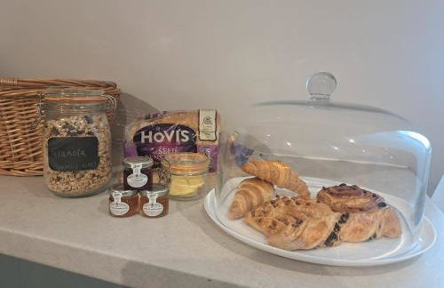 Trowel and Hammer Flat 1 - Foto 7