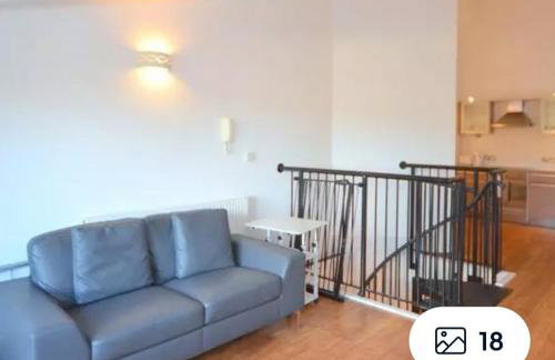 PENTHOUSE APARTMENT - FREE GARAGED Parking - BALCONY - GYM - Foto 3