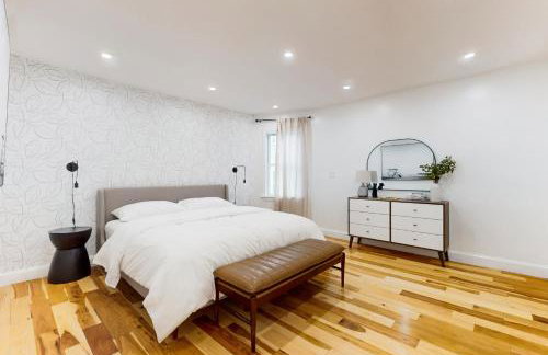 Shop, Dine, Unwind! Gateway to Boston Sights - Foto 17