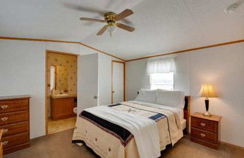 Game Room, Fireplaces, On-Site Lake! Kaufman Home - Foto 40