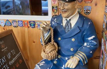 A Cozy Cape house steps to Restaurants & Beaches ~1.4 miles down scenic roads - Foto 35