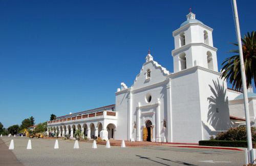 Mile to Beach! Private, Family & Pet Friendly Oasis! Pool Table & Hot tub! - Photo 47