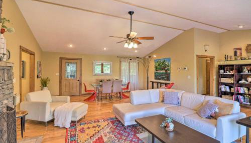 Norfolk Lake Getaway The Kingfisher with Deck - Foto 3