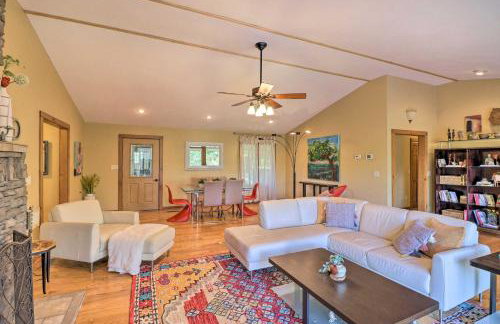 Norfolk Lake Getaway The Kingfisher with Deck - Foto 3